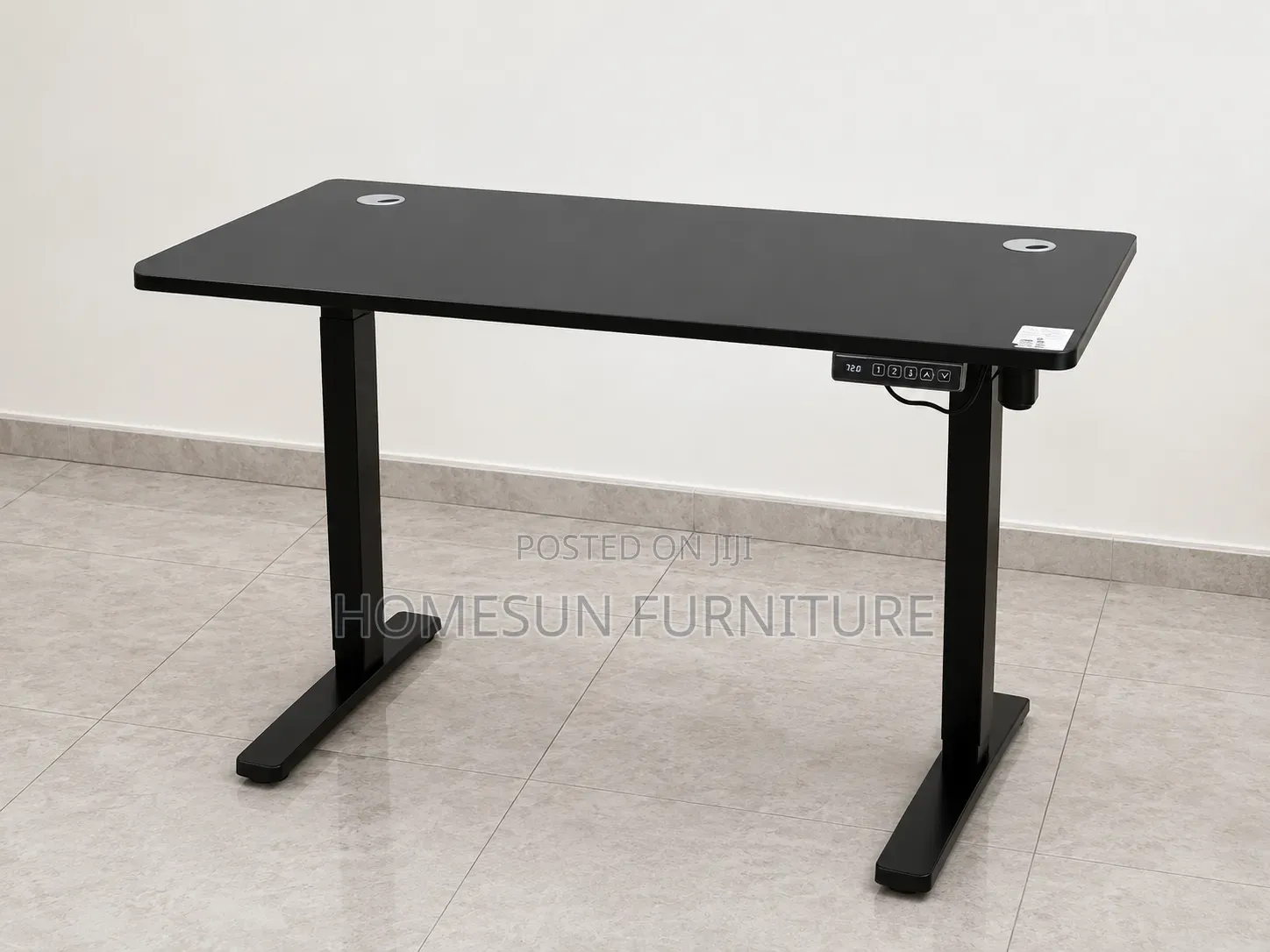 1.4m Electric Height Adjustable Standing Desk – Black