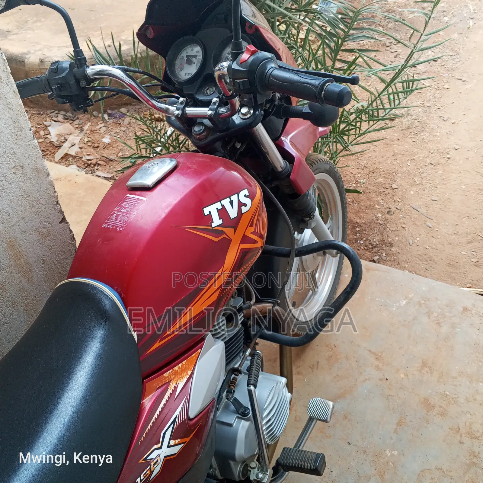 TVS HLX Plus ES 2023 Red