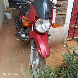 TVS HLX Plus ES 2023 Red