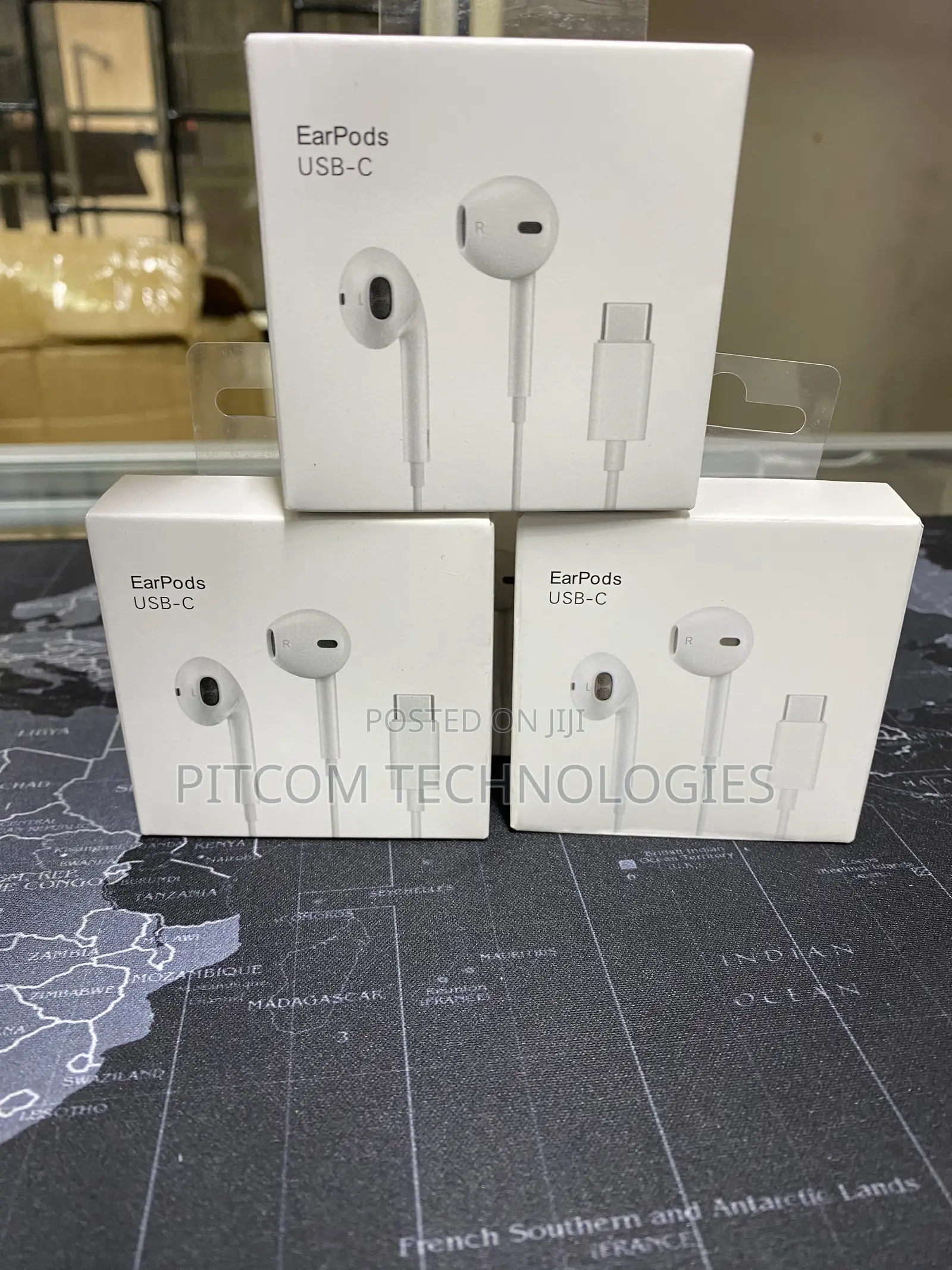 Types C Earphones