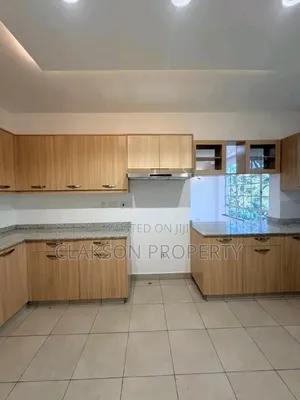 3bdrm House in Lavington, Muthangari for rent