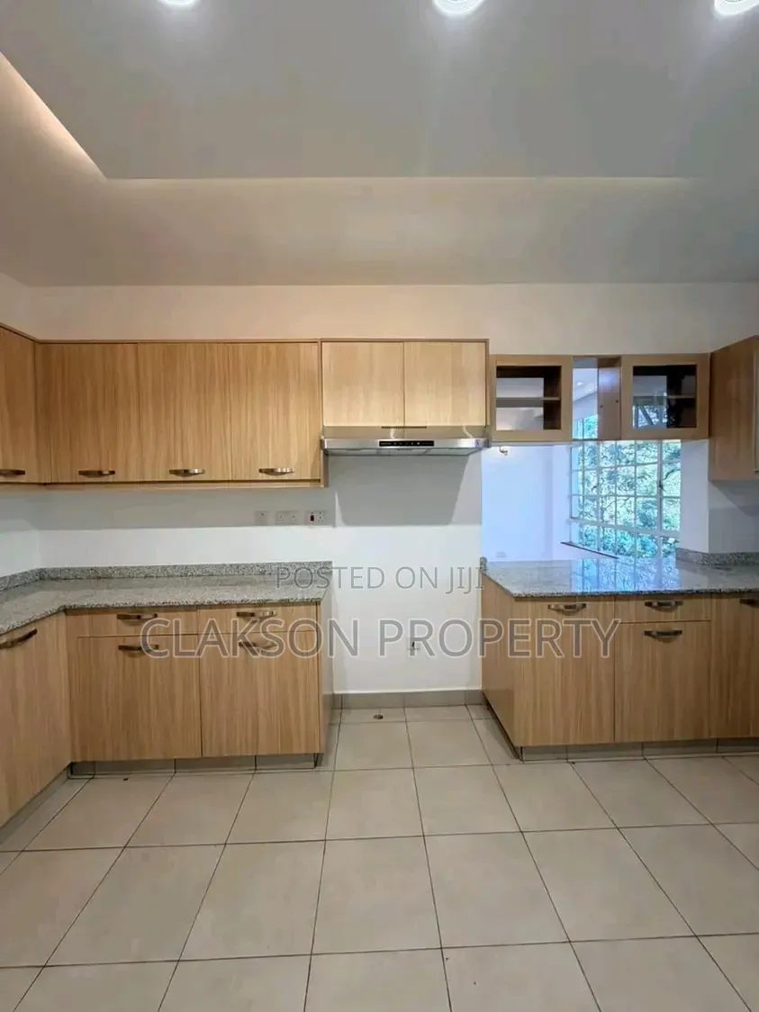 3bdrm House in Lavington, Muthangari for rent