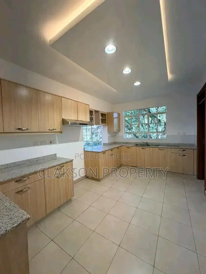 3bdrm House in Lavington, Muthangari for rent
