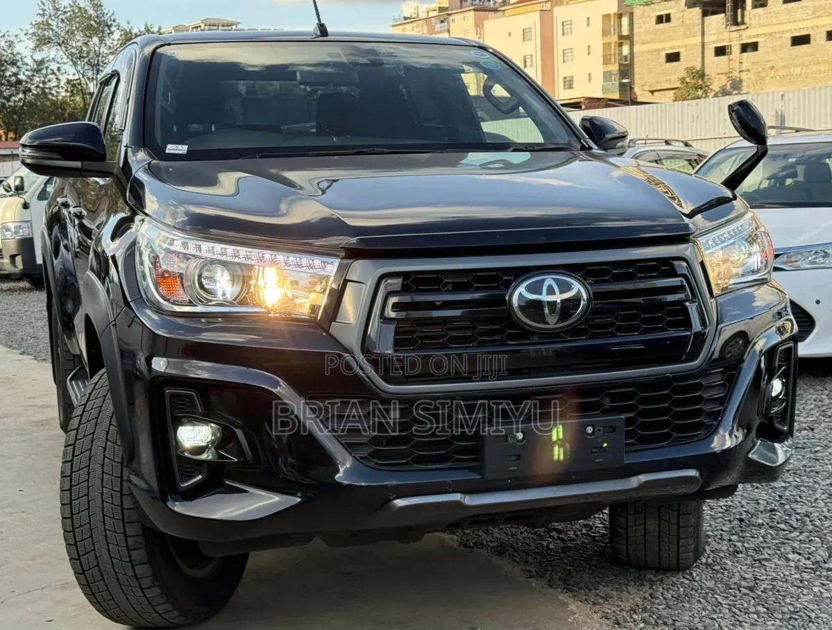 Toyota Hilux 2019 Black