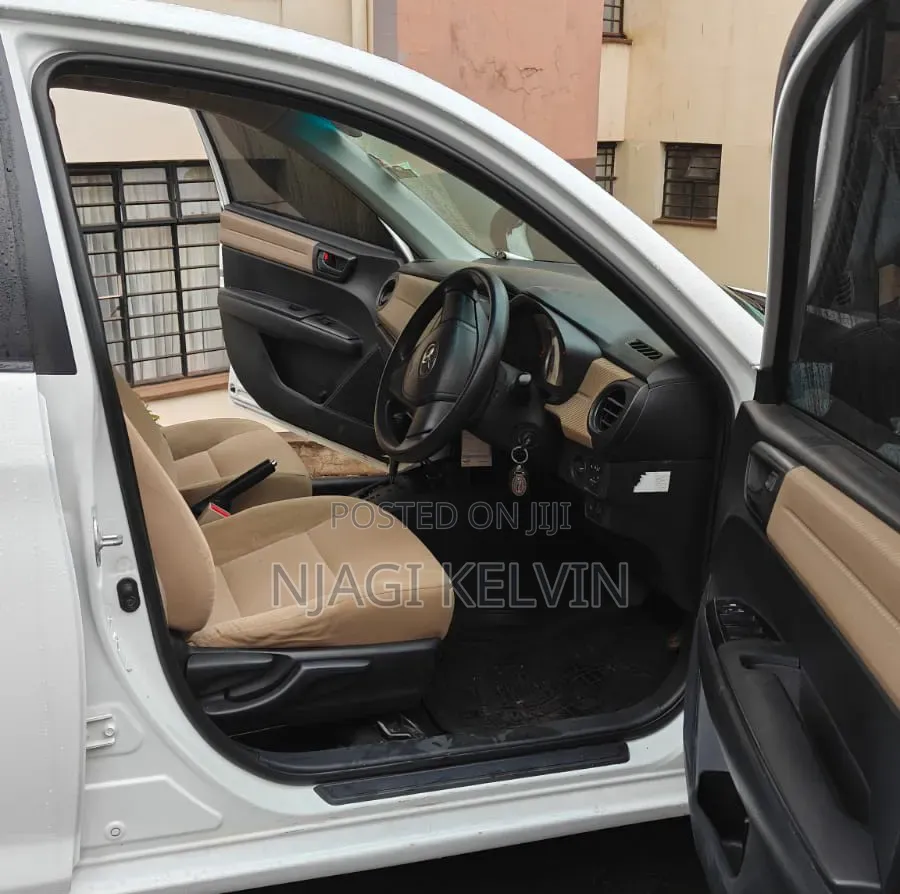 Toyota Axio 2014 Off white