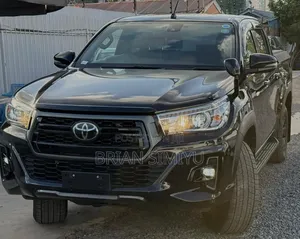 Toyota Hilux 2019 Black