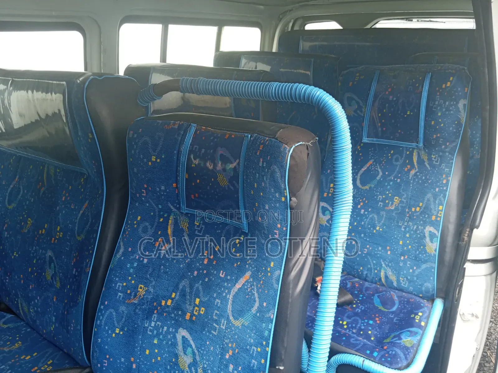 Toyota HiAce 2011 White