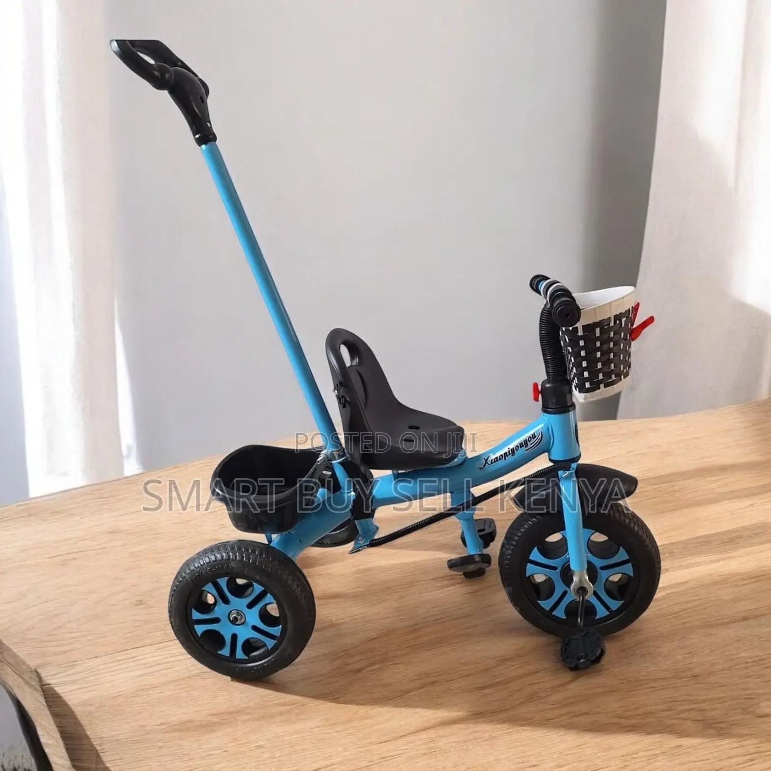 Secure Wheel Fixing Kids Bike Bicycle Tricycle With Push Handle