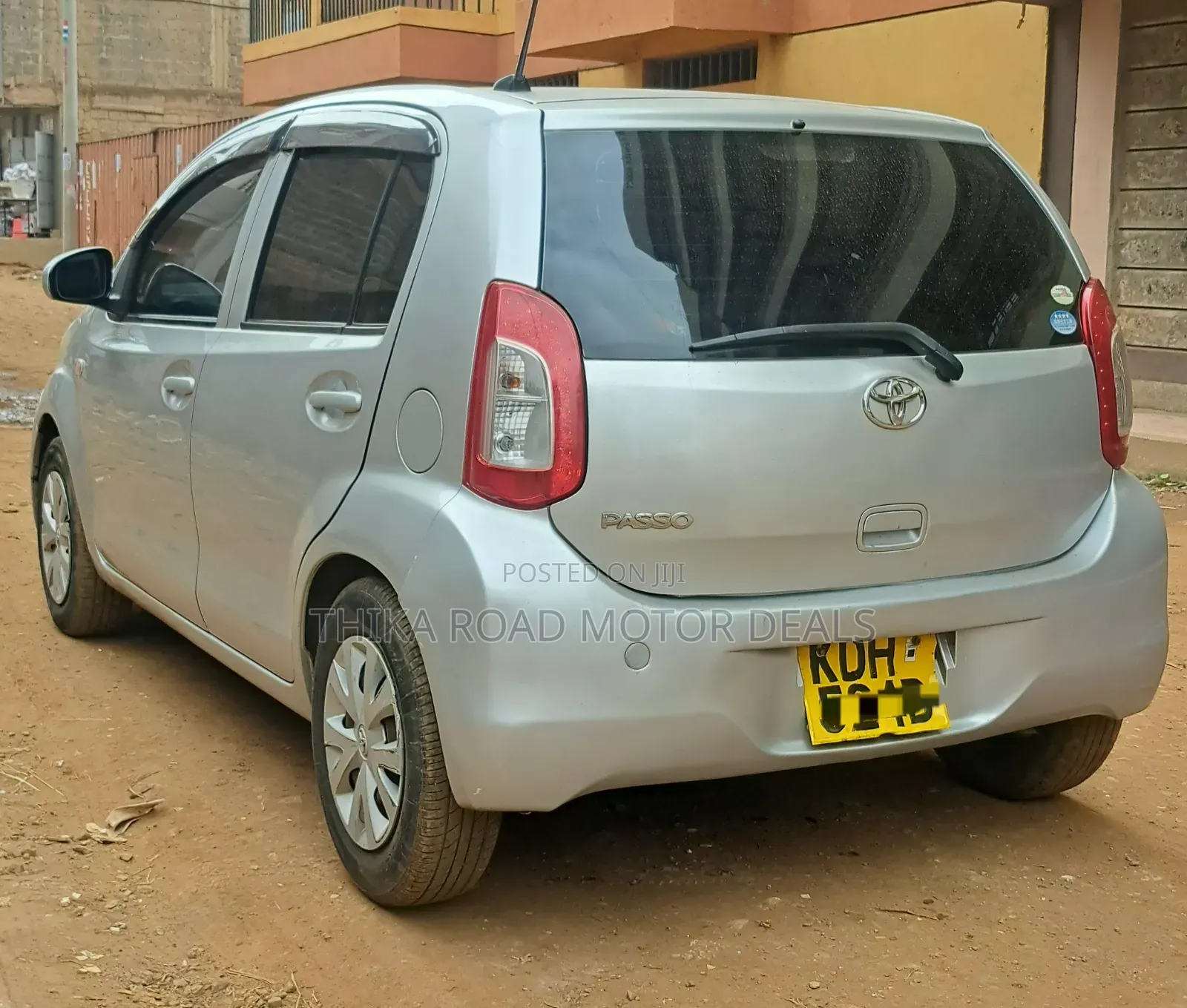 Toyota Passo 2015 Silver