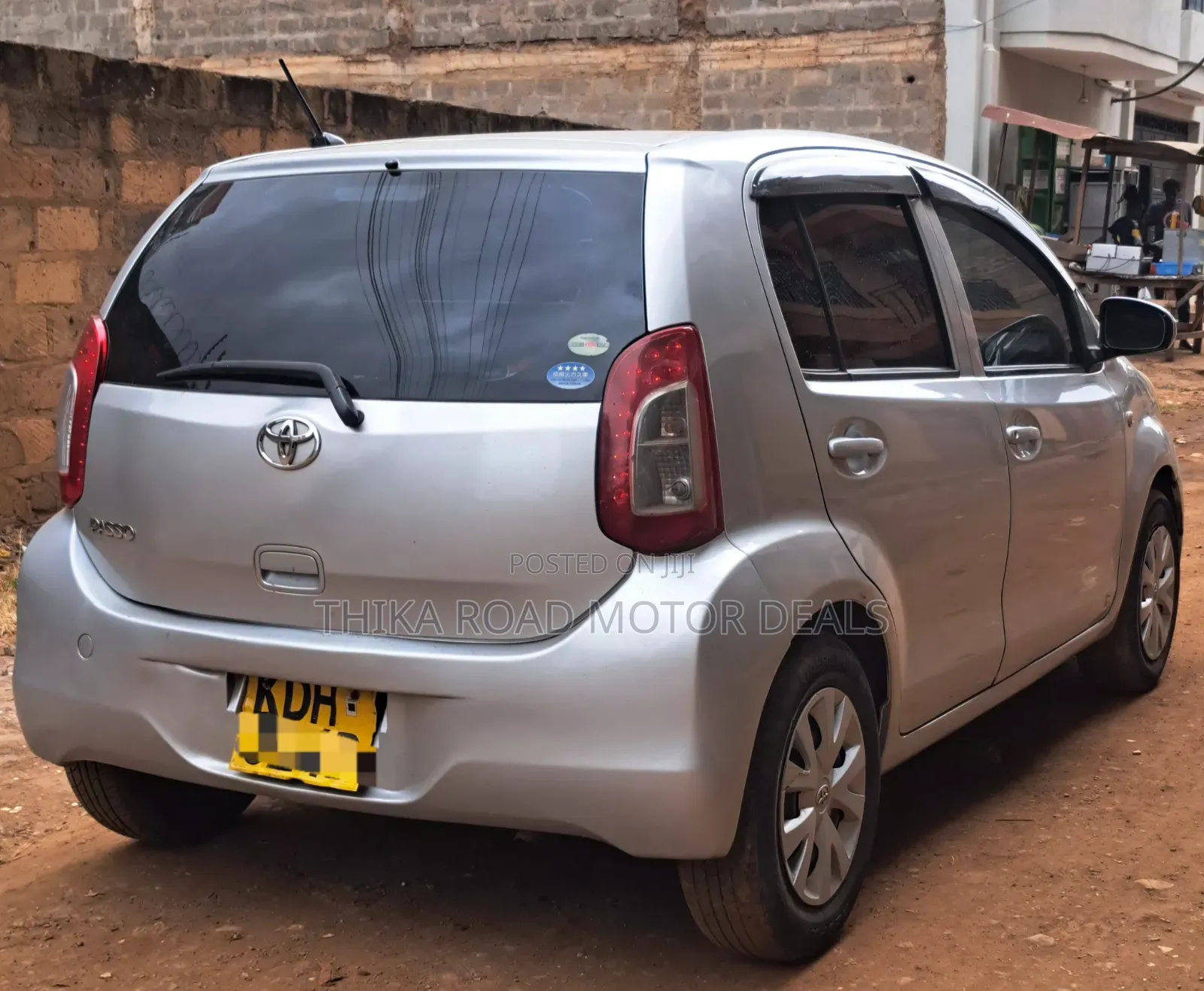 Toyota Passo 2015 Silver