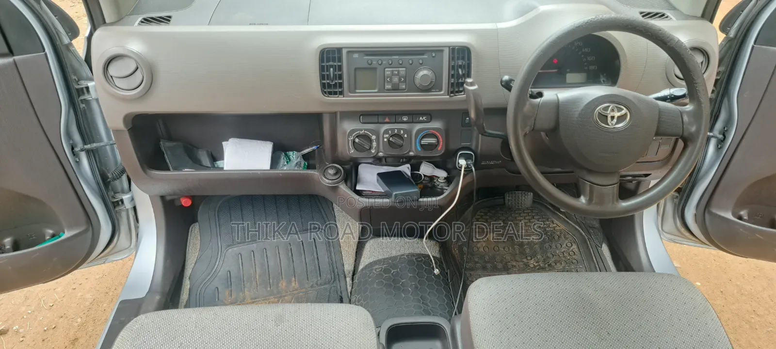Toyota Passo 2015 Silver