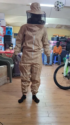 Professional Full-body Beekeeping Protective Suit With Veil