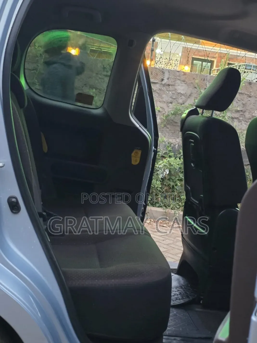 Toyota Spade 2014 Blue