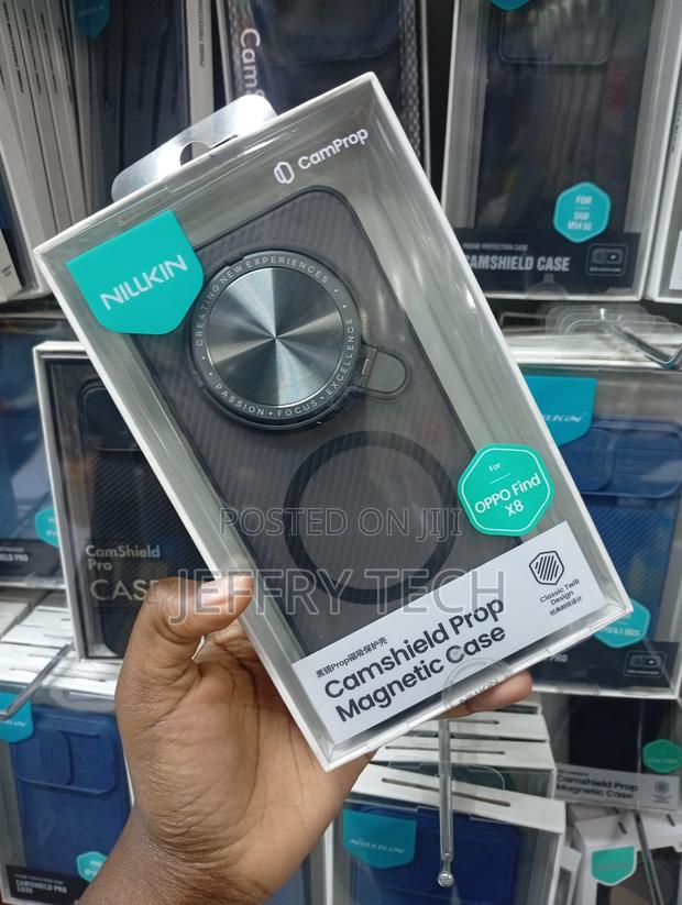 E Oppo Find X8 Pro Unique Dual-Function Circular Metallic Ring Case - main view