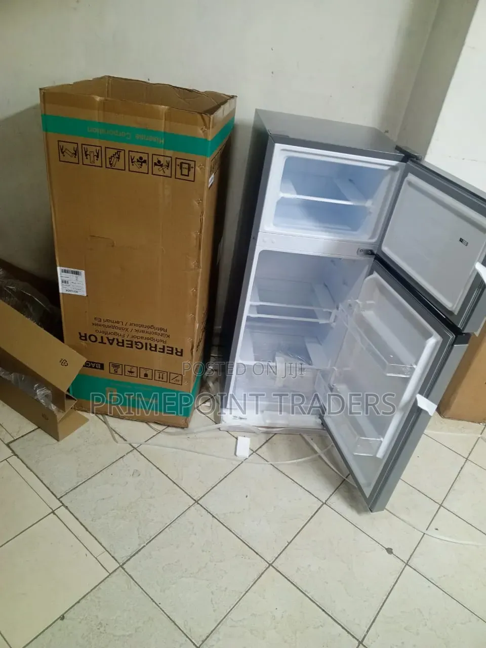 Hisense 120-Litre Double Door Fridge – Stylish, Spacious Energy