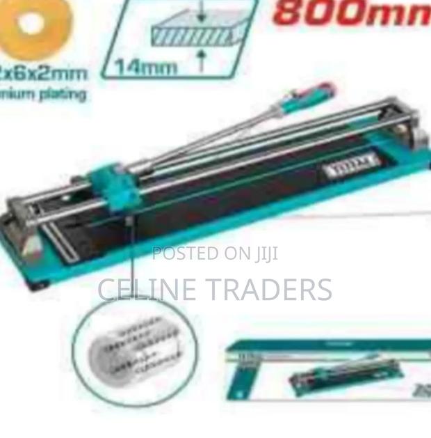 800m Tile Cutter - main view