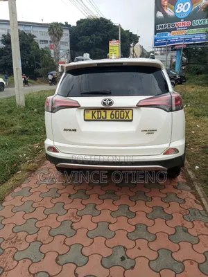 Toyota RAV4 2015 White