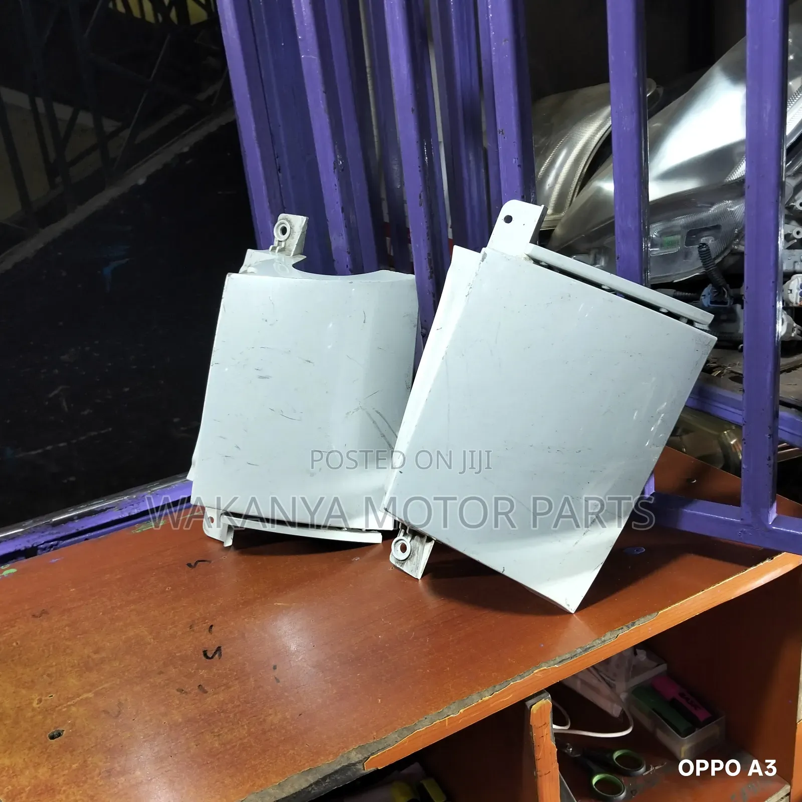 Nissan Note E11 Model 2008 Bumper Upper Finisher, Clean Ex Japan