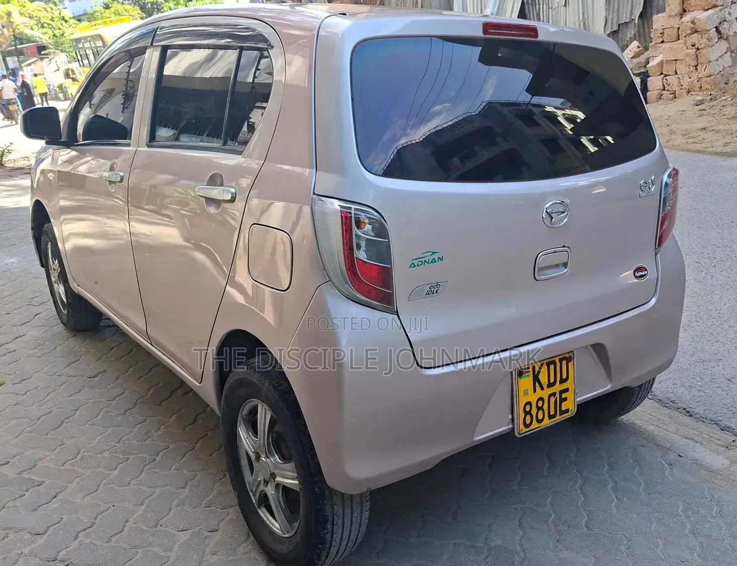Daihatsu Mira 2013 Pink