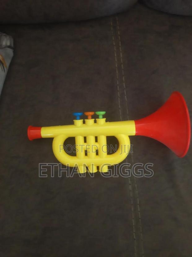 Toy Trumpet - thumbnail 2