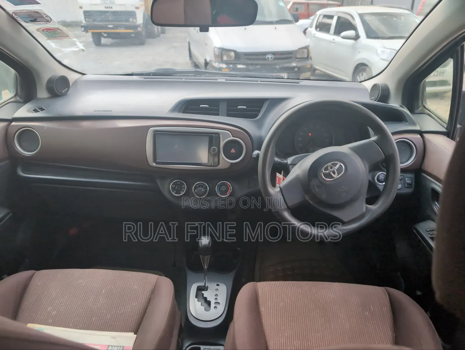 Toyota Vitz 2013 Black