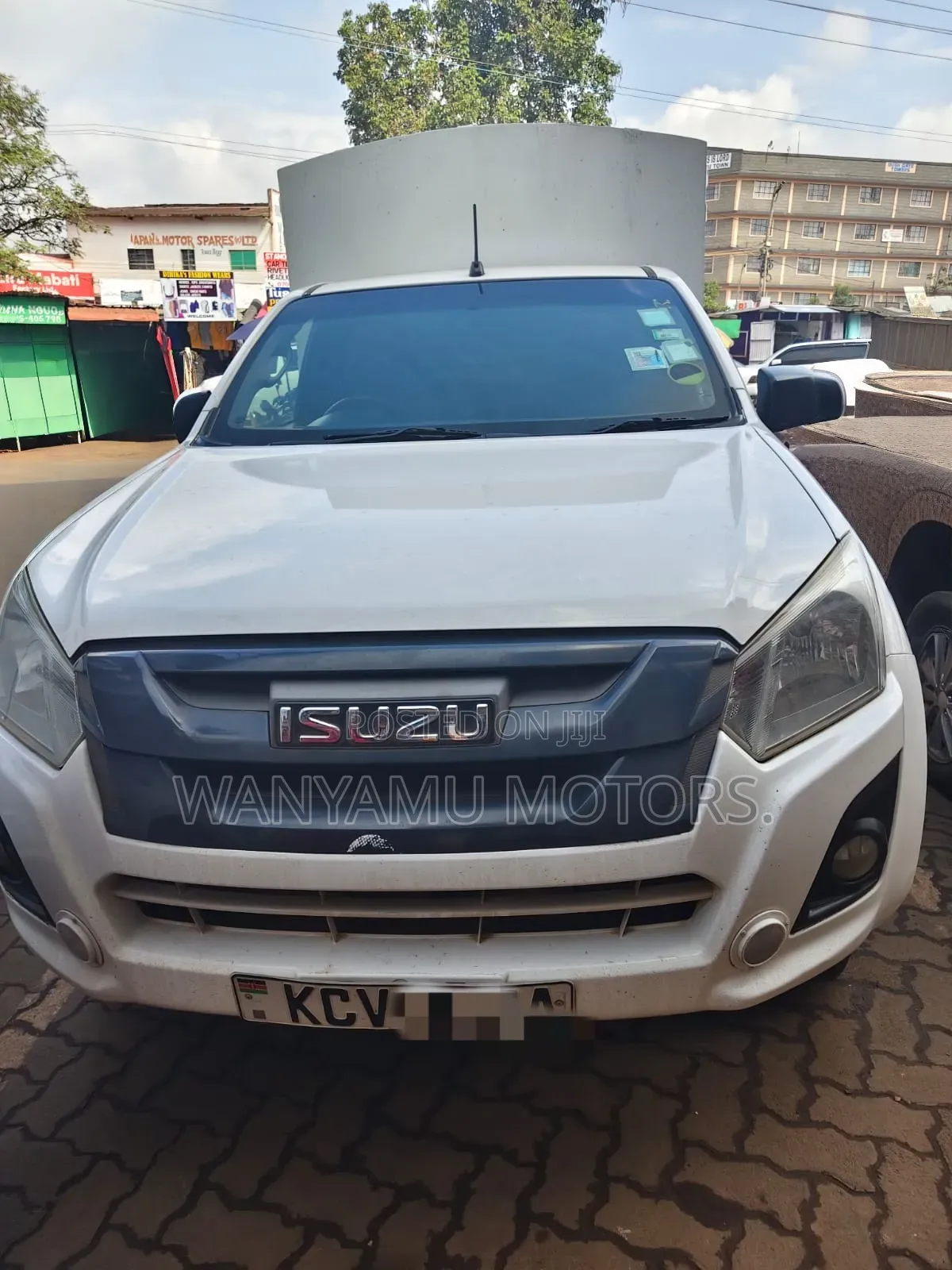 Isuzu D-MAX 2023 White