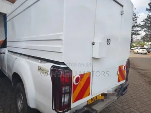 Isuzu D-MAX 2023 White