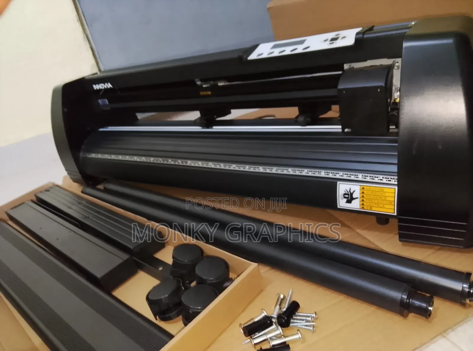 Quick Sale!! Innovia 2ft Vinyl Plotter Machine With Contour Cutting