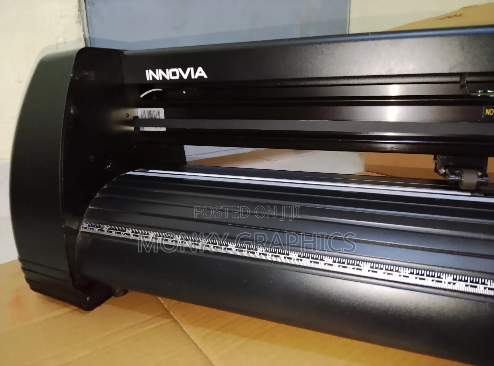 Quick Sale!! Innovia 2ft Vinyl Plotter Machine With Contour Cutting