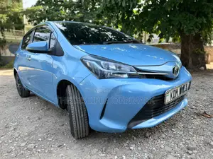 Toyota Vitz 2016 Blue
