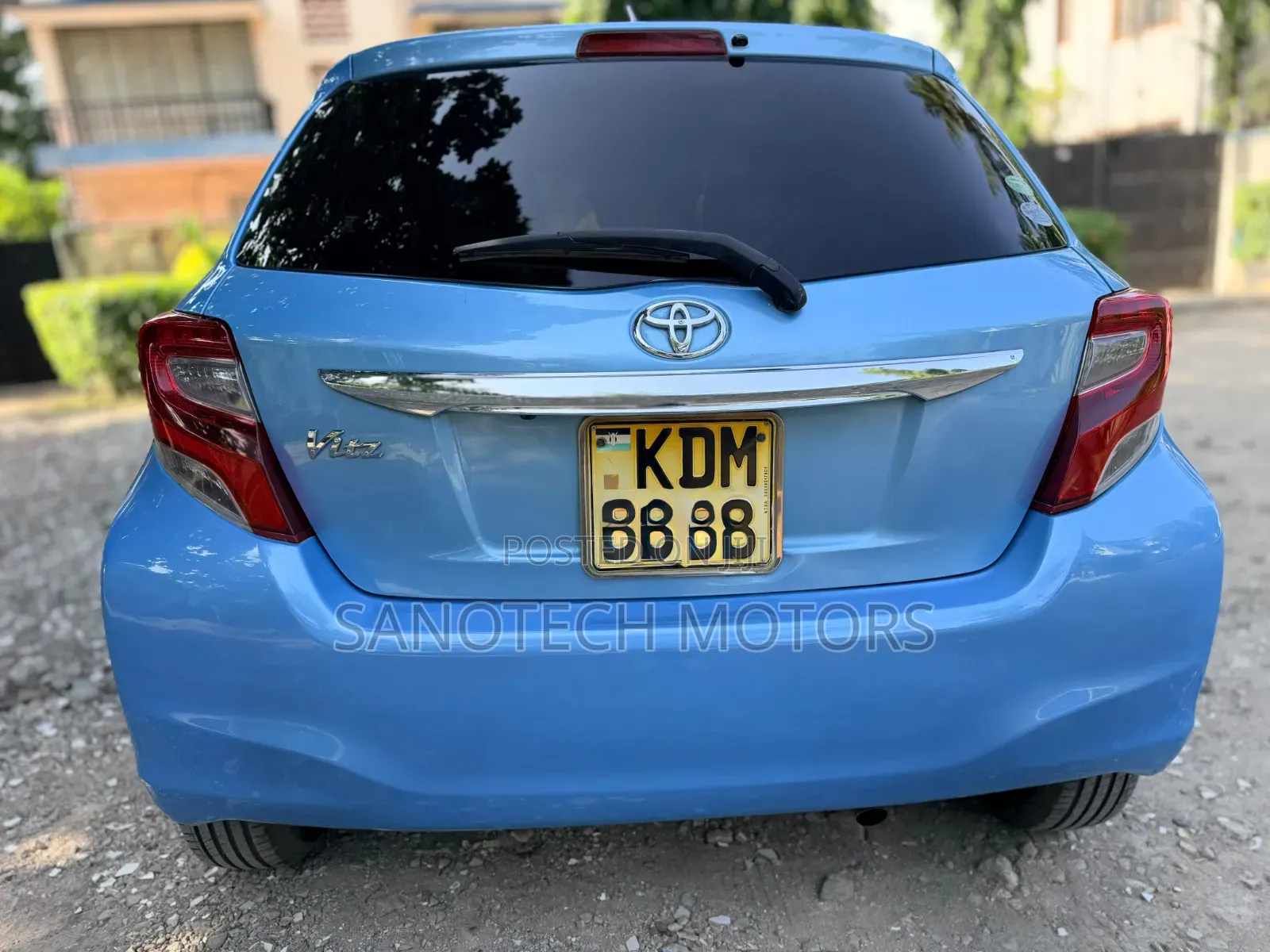 Toyota Vitz 2016 Blue
