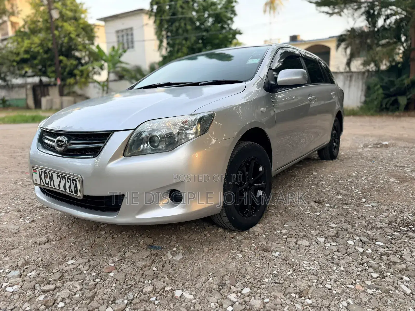 Toyota Corolla Fielder 2010 Silver