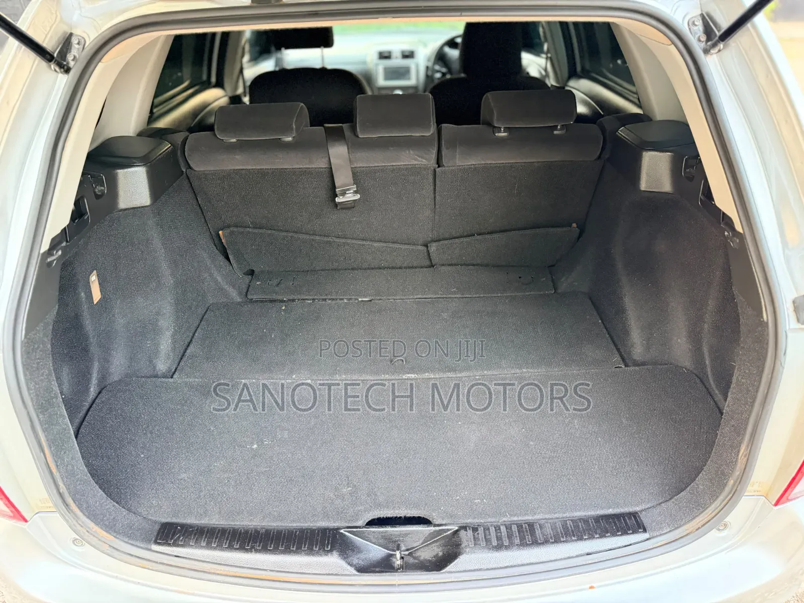 Toyota Corolla Fielder 2010 Silver