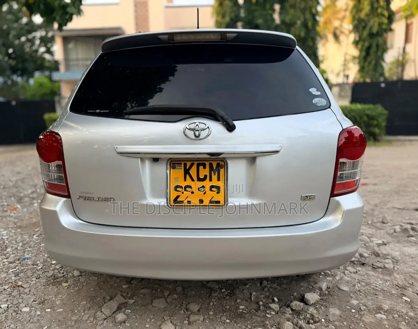 Toyota Corolla Fielder 2010 Silver