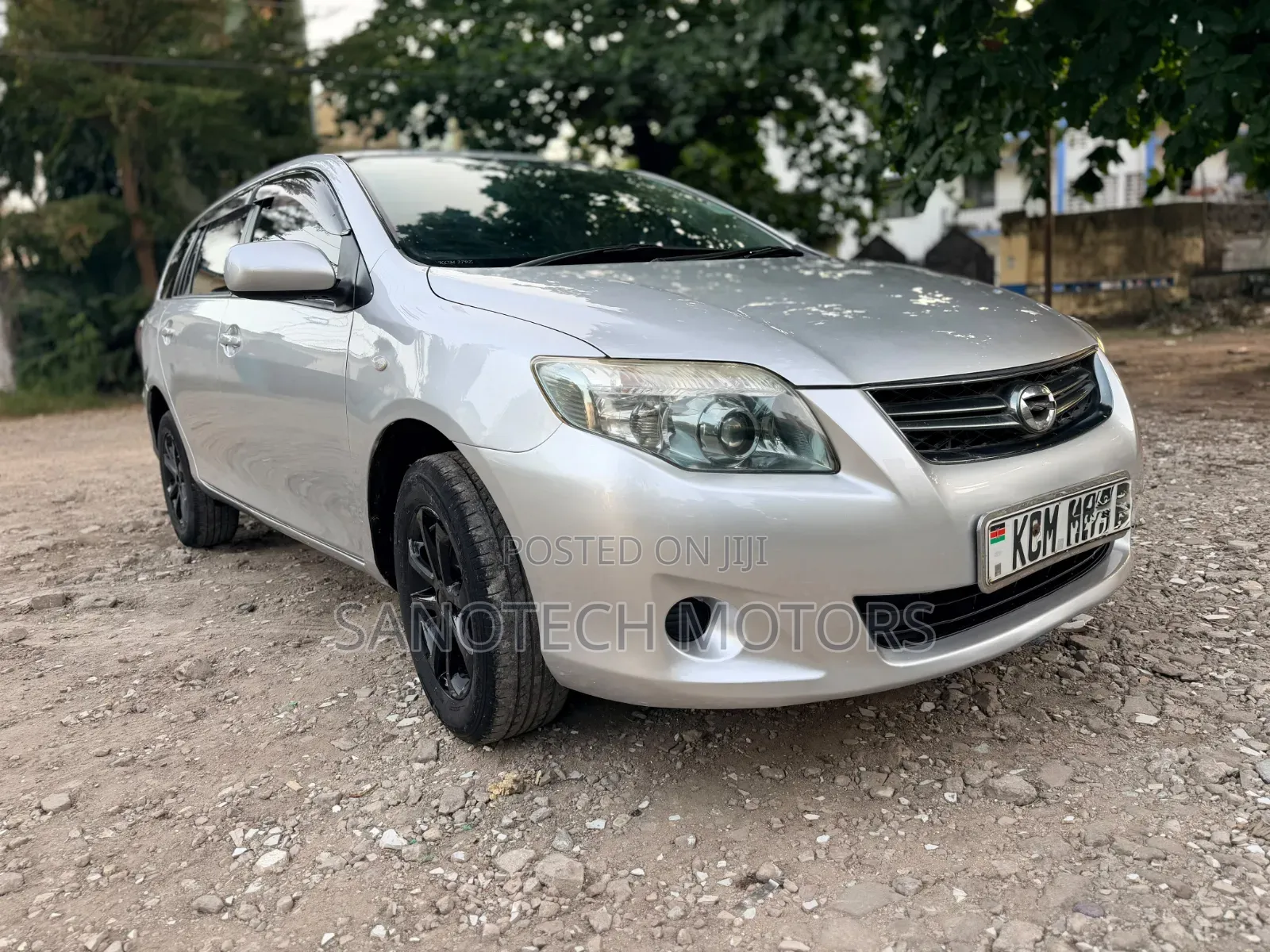Toyota Corolla Fielder 2010 Silver