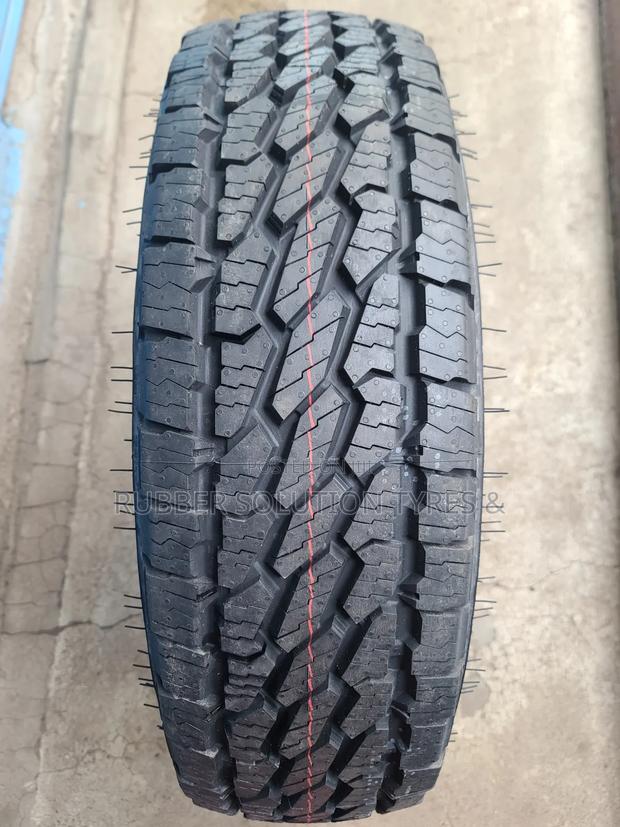215 R15 C Bridgestone Tyres Dueler a/T002 All-Terrain