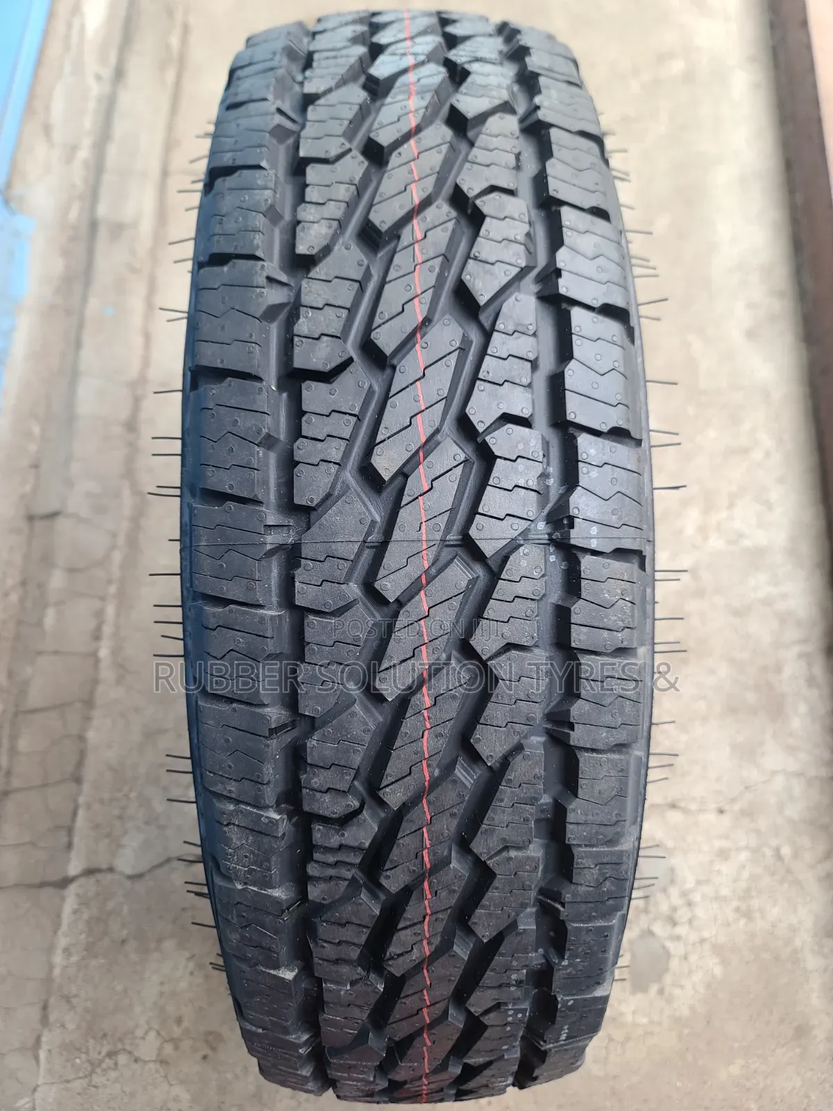 215 R15 C Bridgestone Tyres Dueler a/T002 All-Terrain
