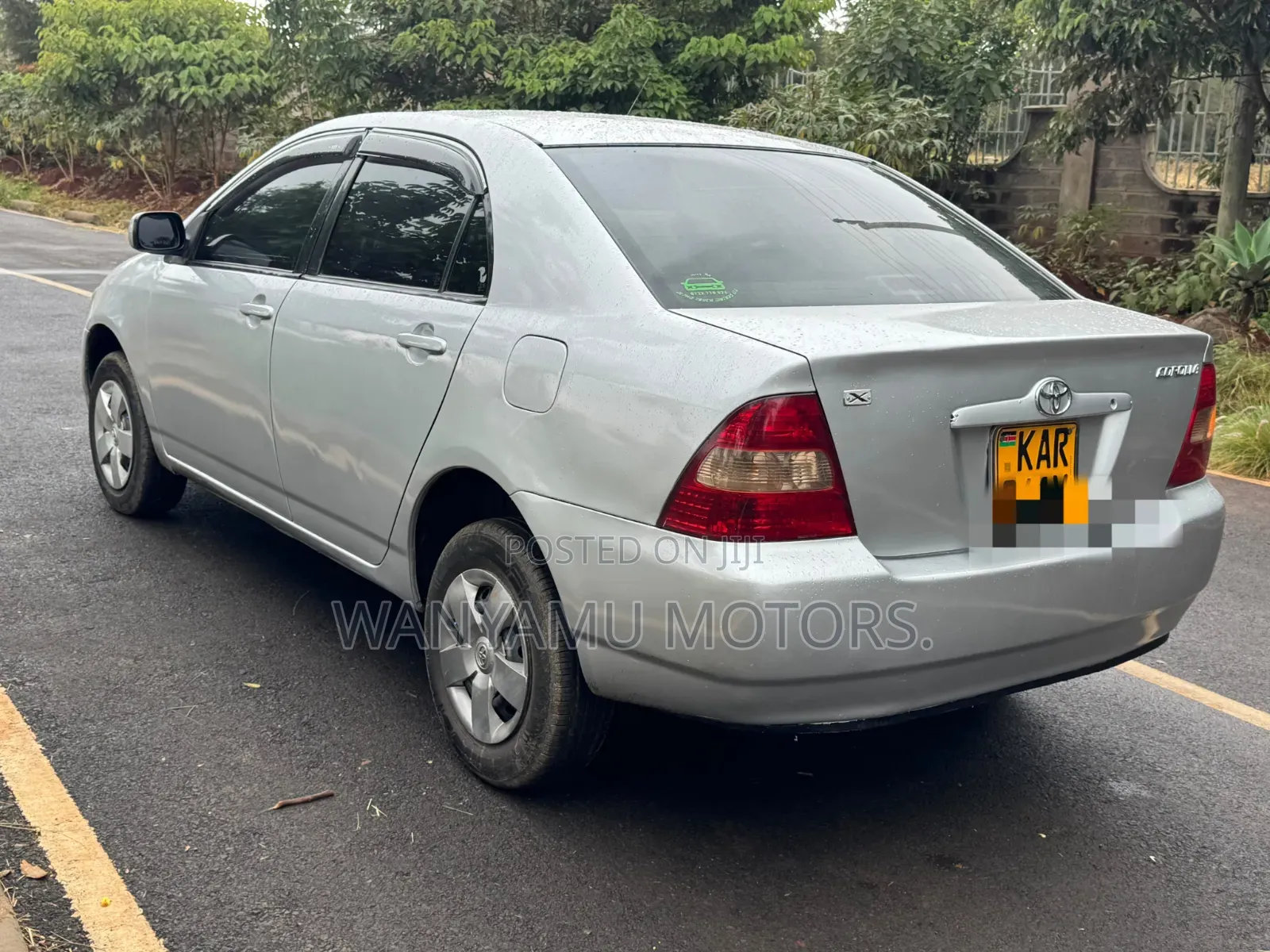 Toyota Corolla 1999 Silver