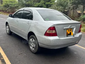 Toyota Corolla 1999 Silver