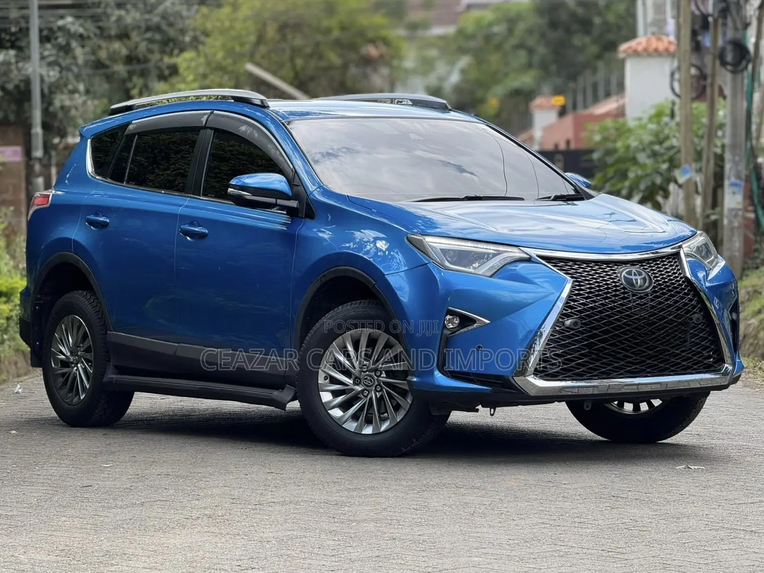 Toyota RAV4 2018 Blue