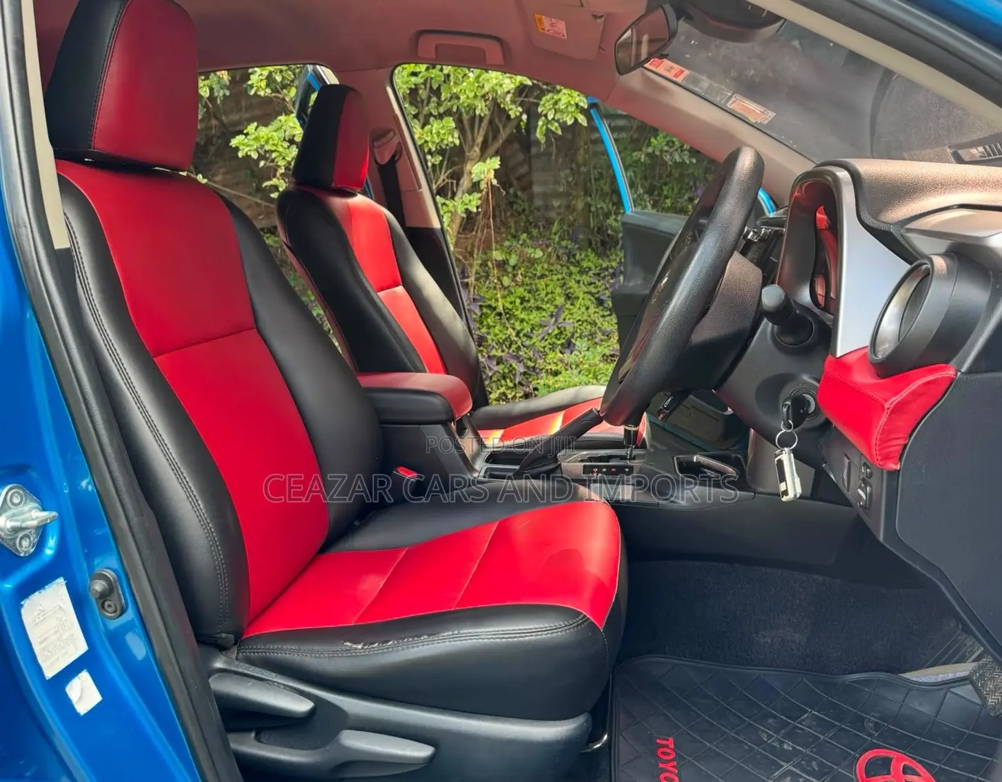 Toyota RAV4 2018 Blue