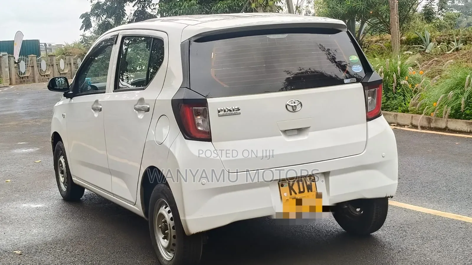 Toyota Pixis Epoch 2018 White