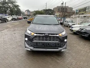 Toyota RAV4 Limited AWD 2019 Silver