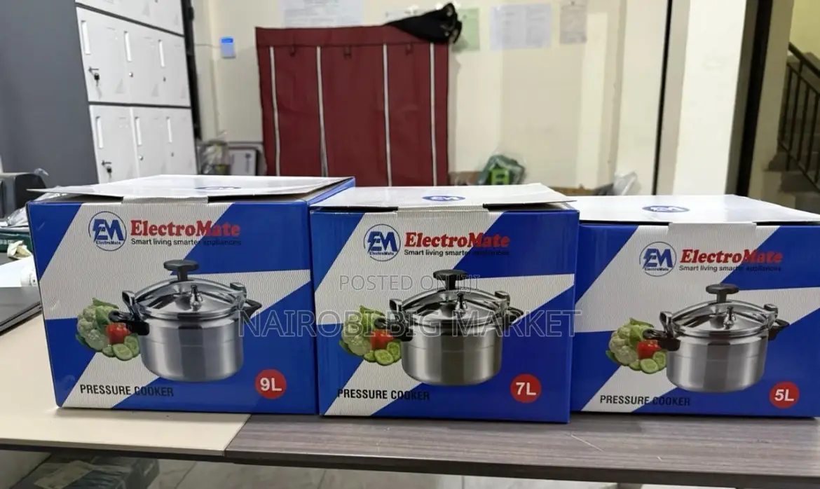 Electromate Manual Pressure Cooker.