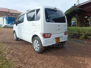 Suzuki Wagon R 660 Petrol FWD 2019 White