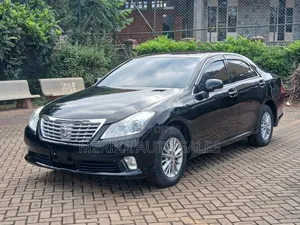 Toyota Crown 2012 Black