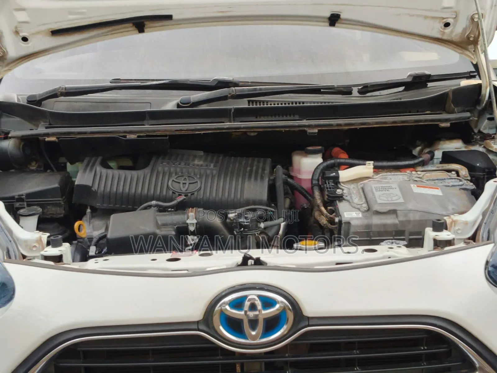 Toyota Sienta 2016 White