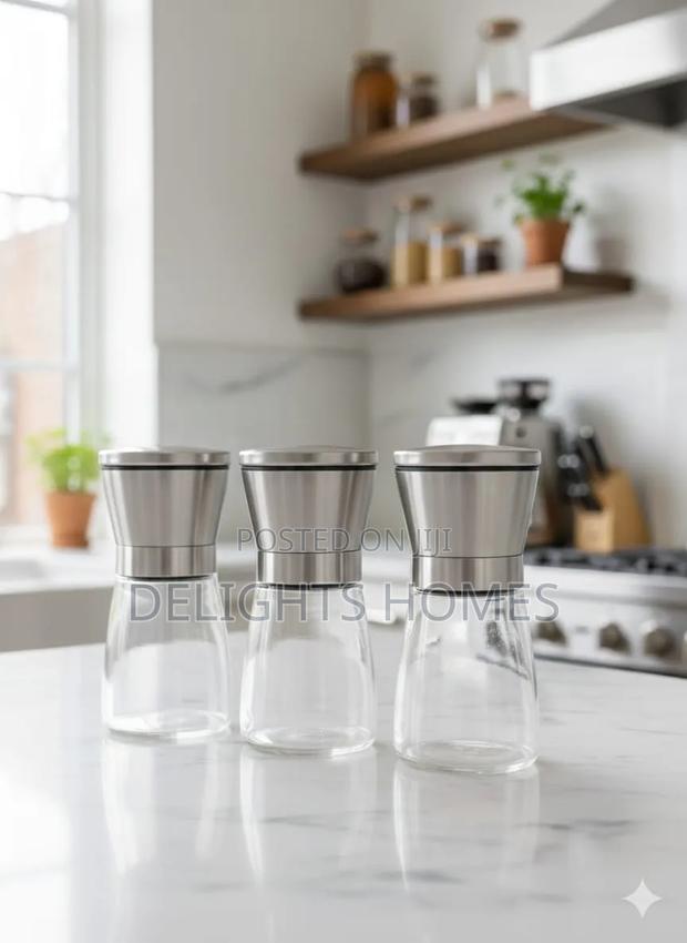 Pepper Grinder Glass and Steel Small_ad