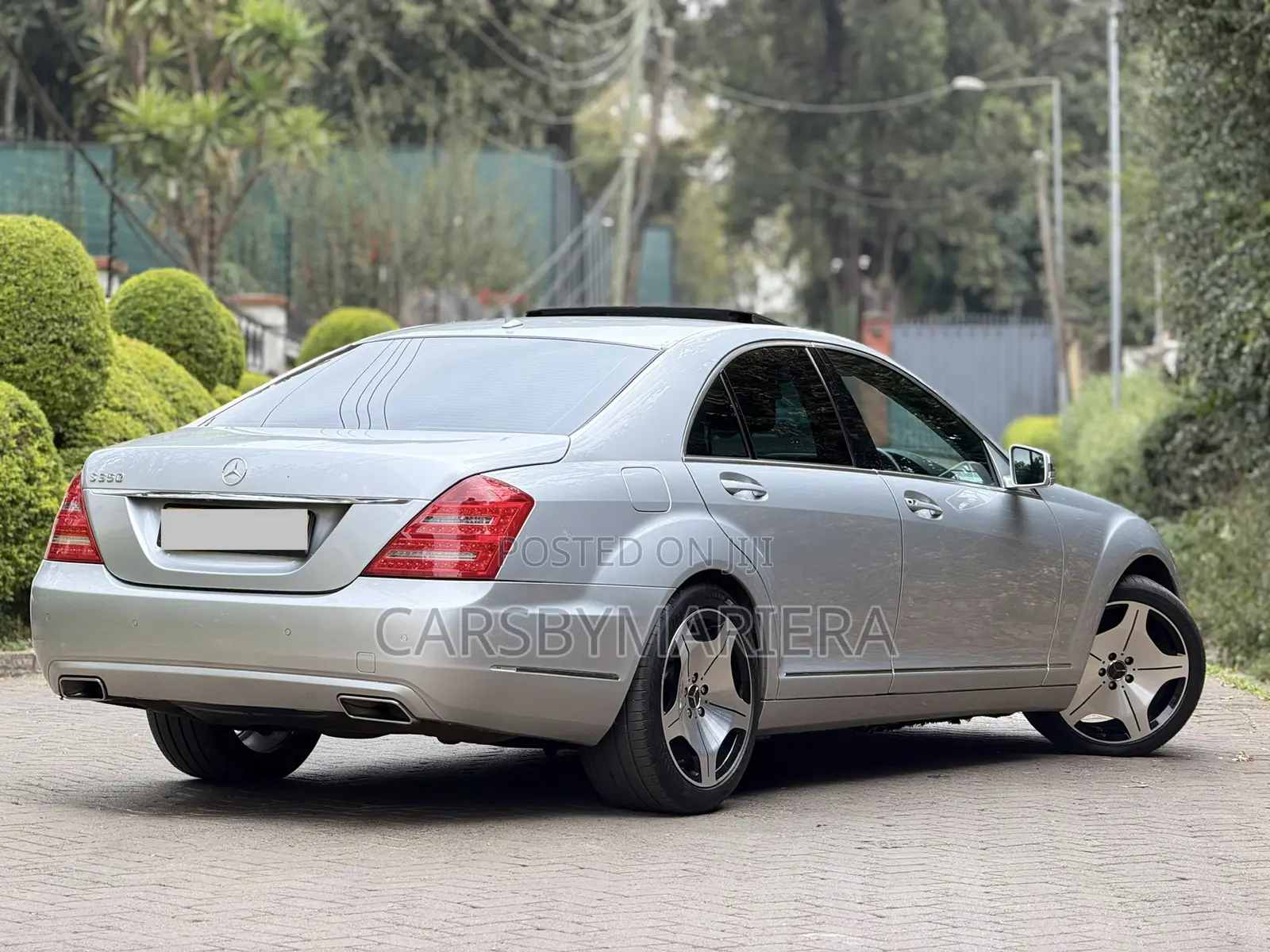 Mercedes-Benz S-Class 2011 Gray