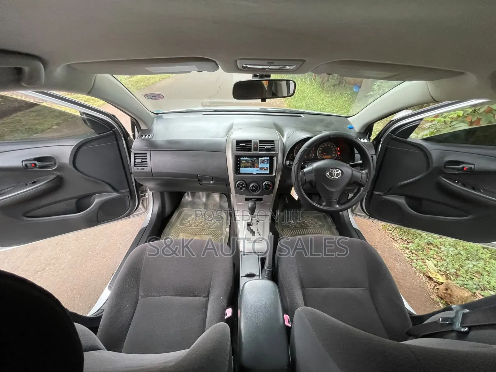 Toyota Corolla Fielder 2010 Silver